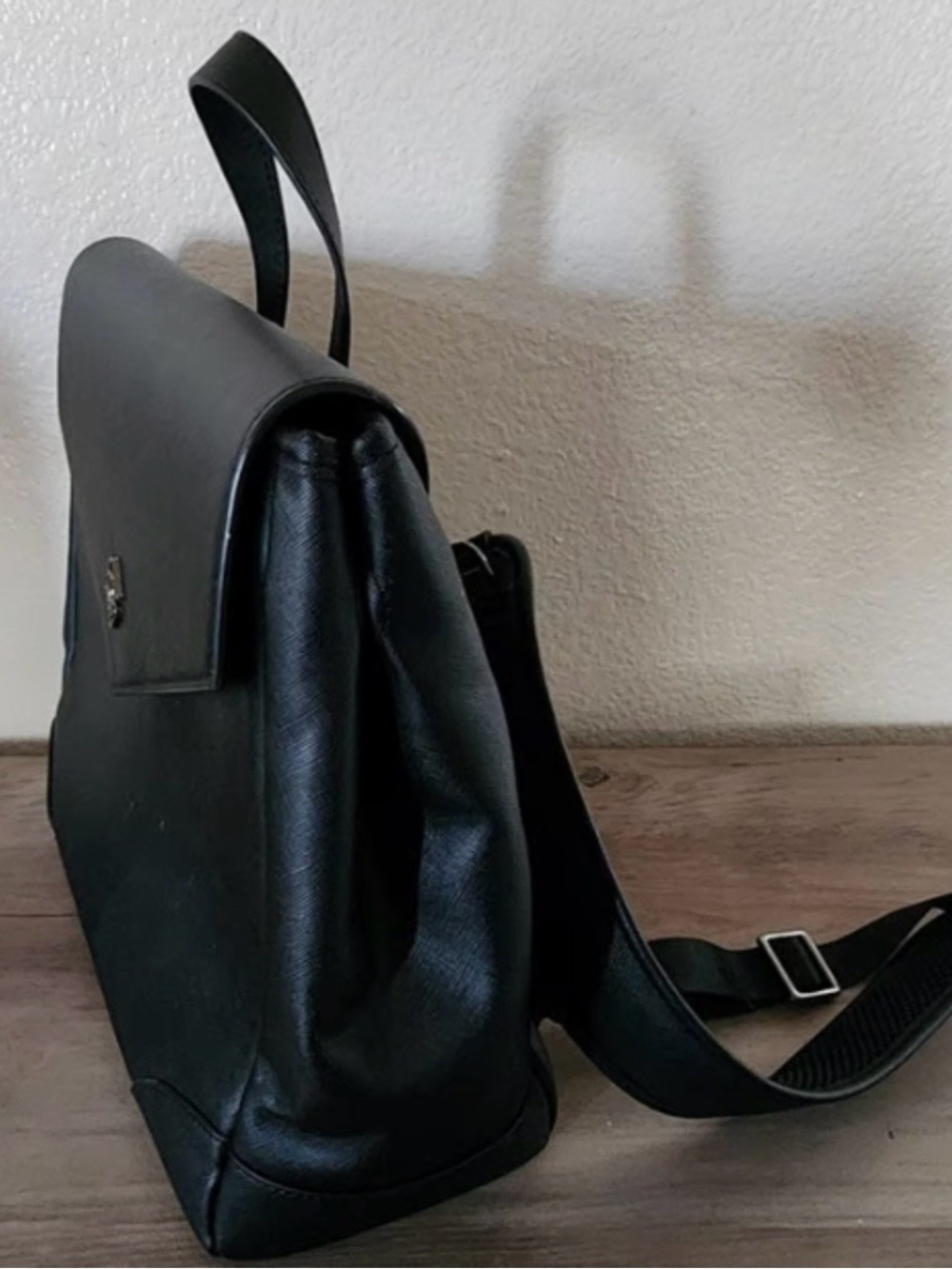 Glass Ladder & Co. full size Diana Black Backpack! - Picture 8 of 11